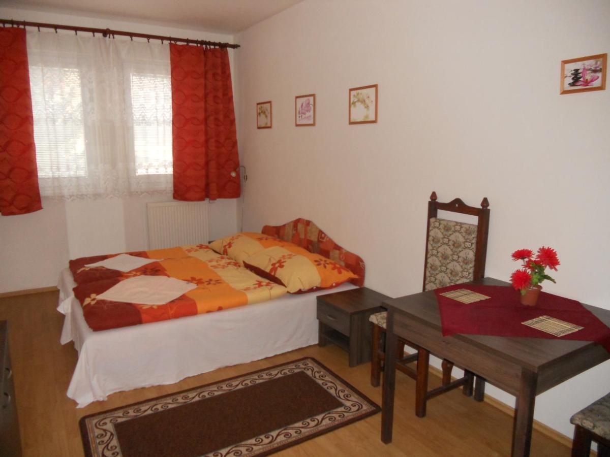 Motel Madona Banska Bystrica Ruang foto